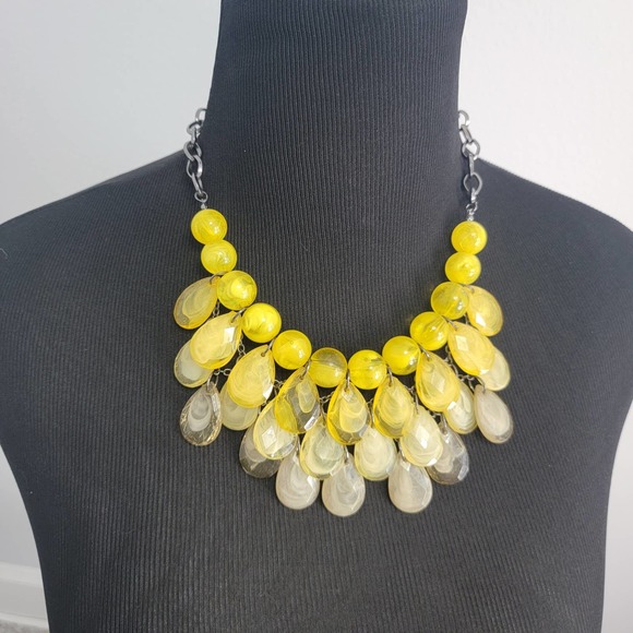 Unknown Jewelry - Yellow Crystal Teardrop Faceted Bead Bib Statement Necklace